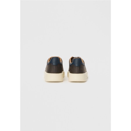 ZAPATILLA MARRON SUELA BLANCA